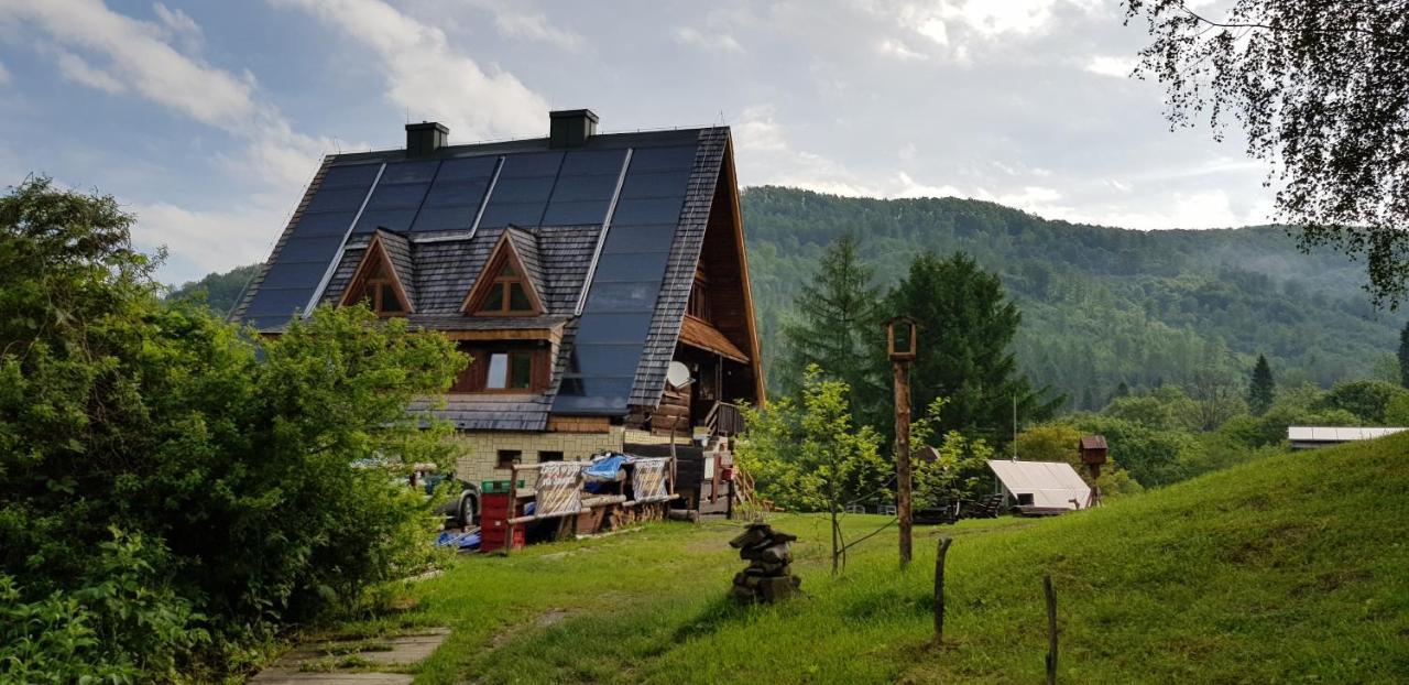 Bacowka Pttk Jaworzec Hostel Wetlina Bagian luar foto