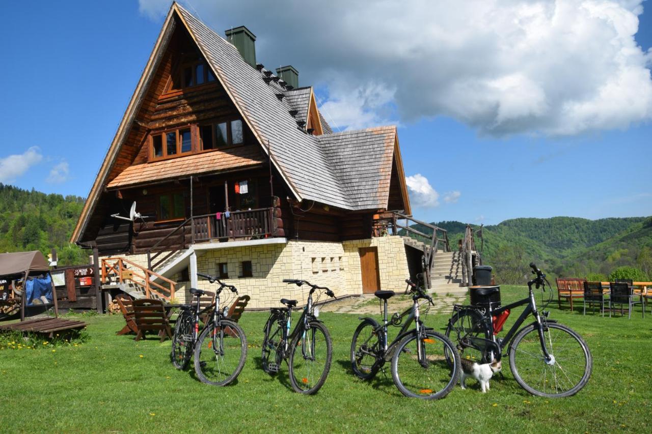 Bacowka Pttk Jaworzec Hostel Wetlina Bagian luar foto