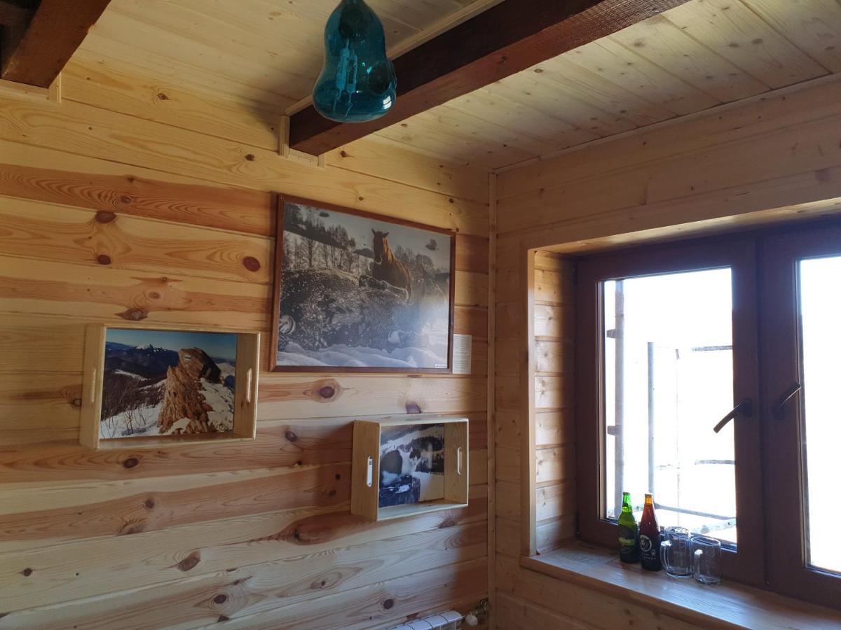 Bacowka Pttk Jaworzec Hostel Wetlina Bagian luar foto