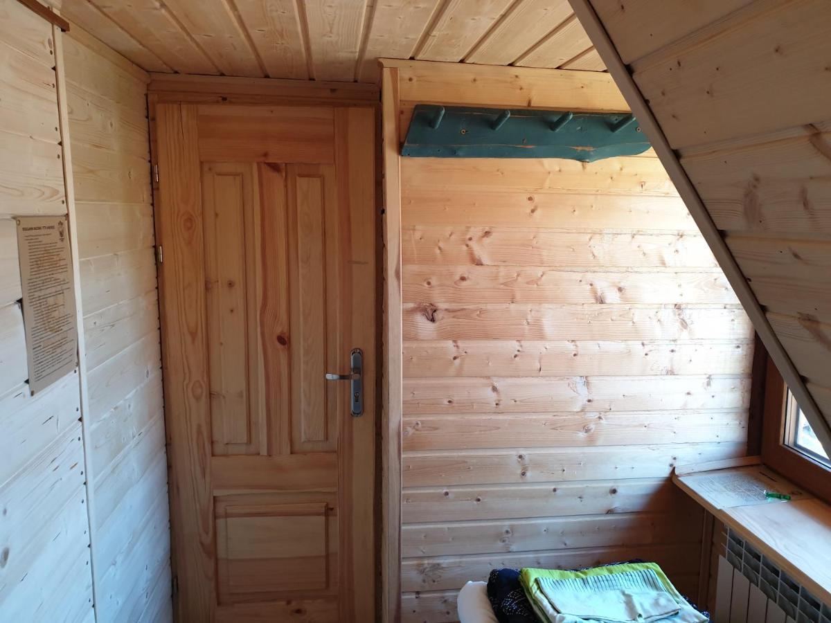 Bacowka Pttk Jaworzec Hostel Wetlina Bagian luar foto