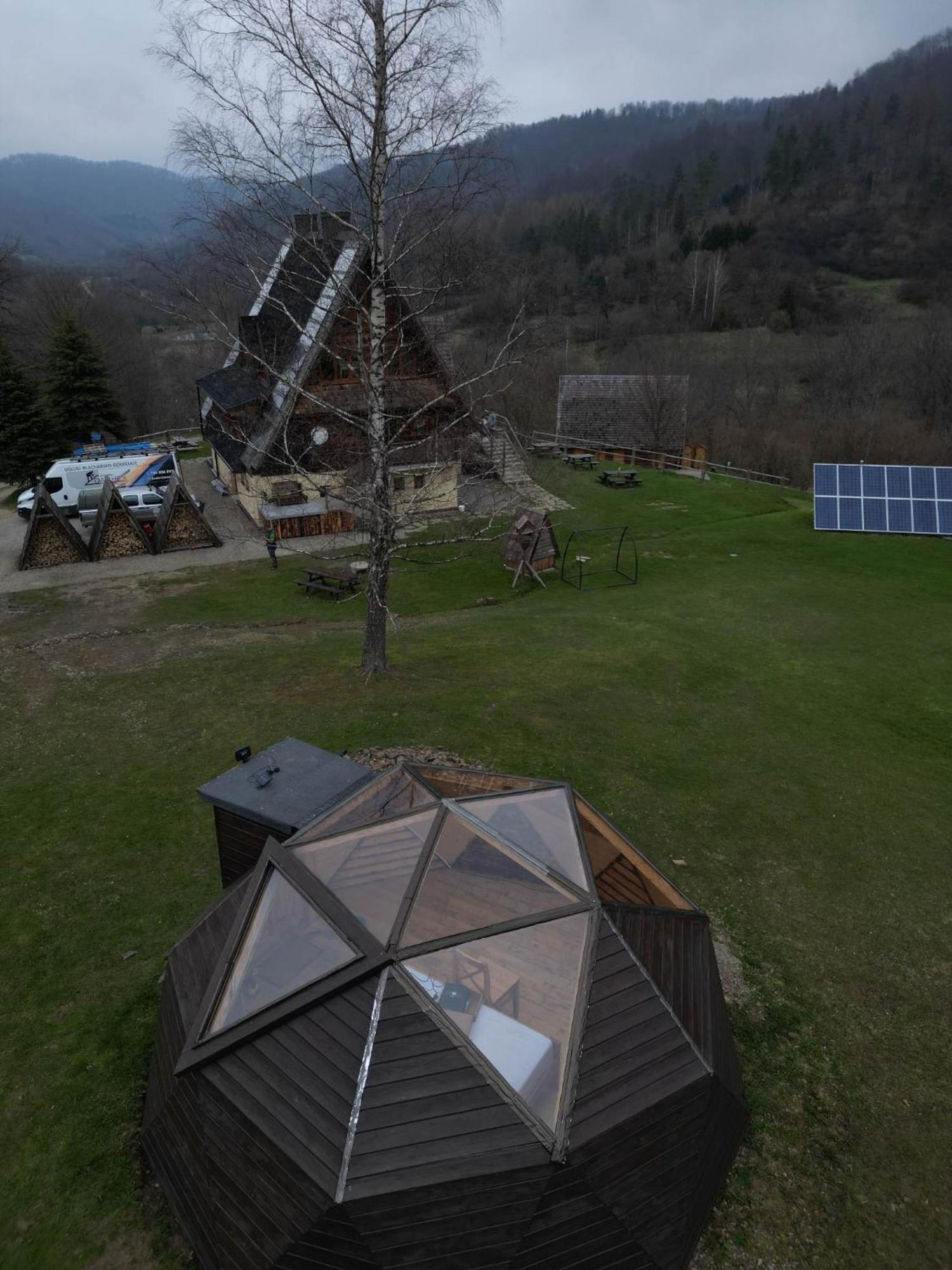 Bacowka Pttk Jaworzec Hostel Wetlina Bagian luar foto