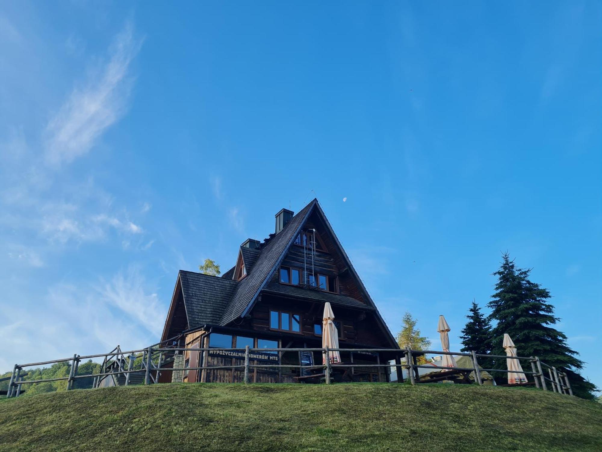 Bacowka Pttk Jaworzec Hostel Wetlina Bagian luar foto
